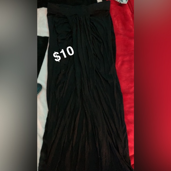 Dresses - Picture 7 of 14